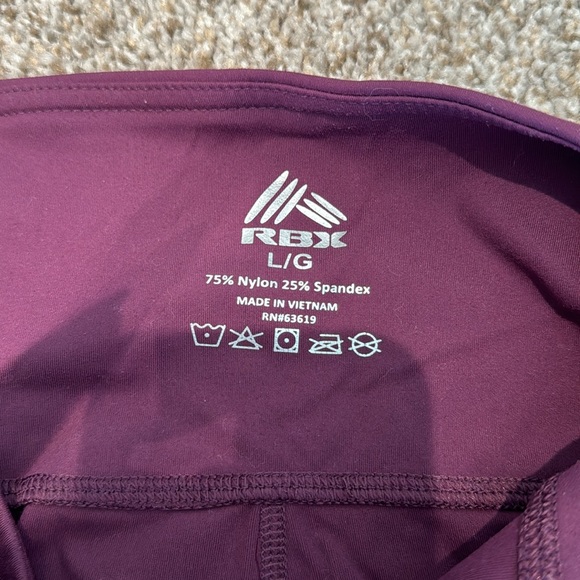 Dark purple spandex shorts - Picture 3 of 3